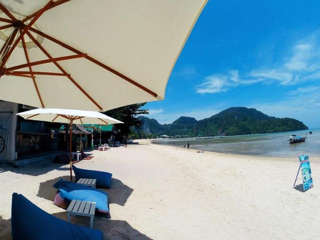 The Beacha Club Hotel Kepulauan Phi Phi Bagian luar foto