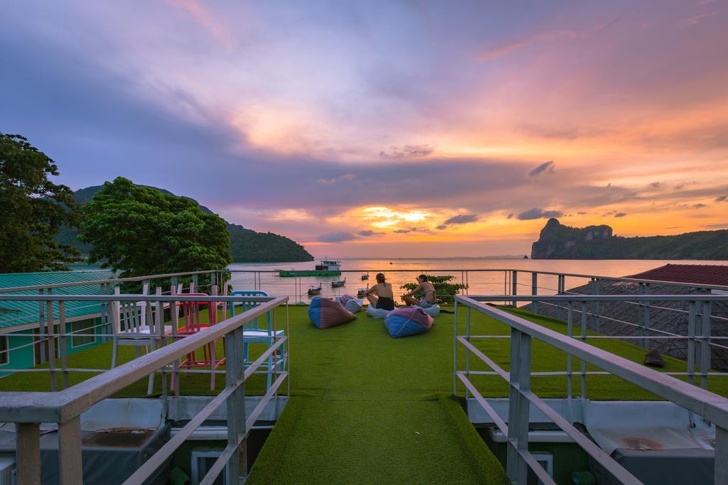 The Beacha Club Hotel Kepulauan Phi Phi Bagian luar foto