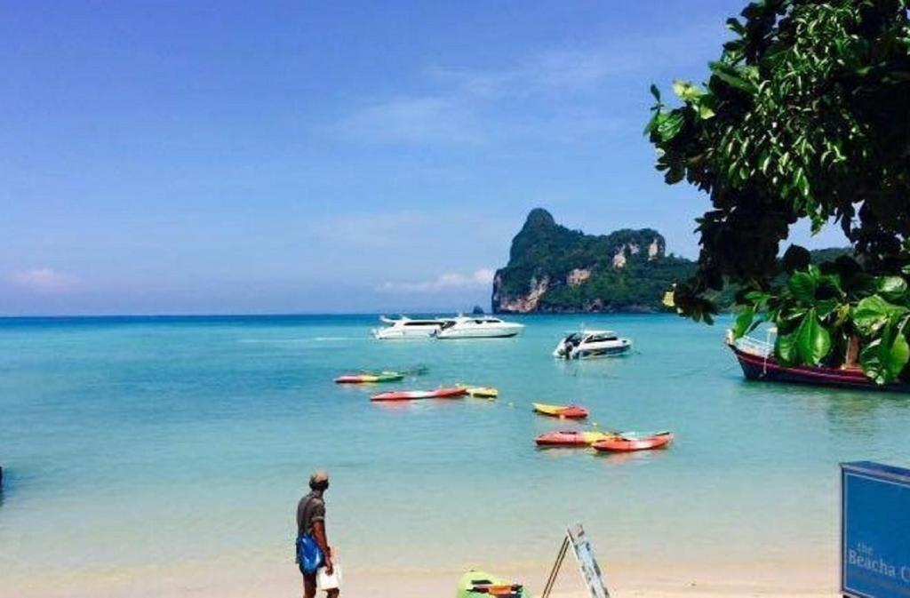 The Beacha Club Hotel Kepulauan Phi Phi Bagian luar foto